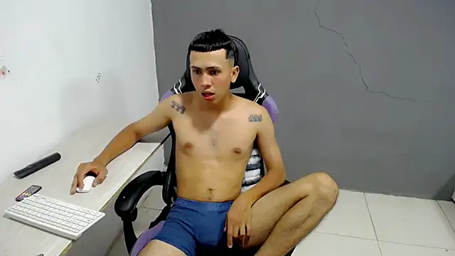 Snapshot of Damien_444 chatting on 7, 3, 2026 Damien 444 online show from 7, 3, 2026