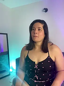 Snapshot of leiablack chatting on 17, 9, 2025 leiablack online show from 17, 9, 2025