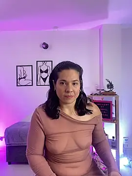 Snapshot of leiablack chatting on 14, 12, 2025 leiablack online show from 14, 12, 2025