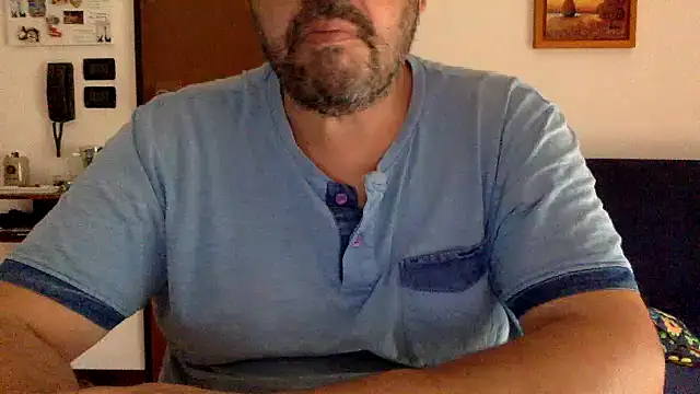 Snapshot of steve669_hot chatting on 12, 9, 2025 steve669 hot online show from 12, 9, 2025