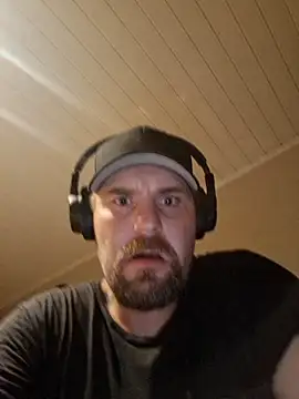 Snapshot of Bamse28 chatting on 20, 9, 2025 Bamse28 online show from 20, 9, 2025