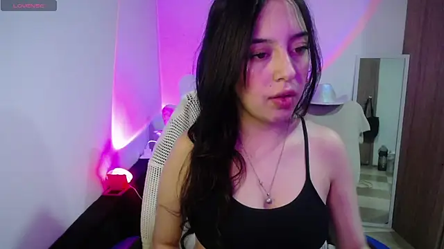 Snapshot of immisssilver chatting on 17, 10, 2025 immisssilver online show from 17, 10, 2025