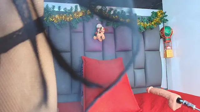 Snapshot of Roxana_gomez chatting on 30, 11, 2025 Roxana gomez online show from 30, 11, 2025