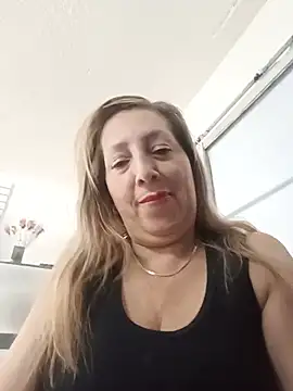 Estefania Arce online show from 8, 8, 2026