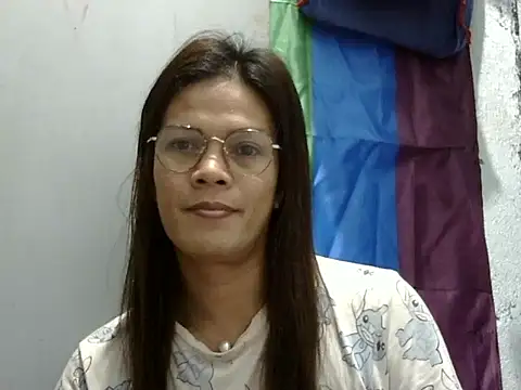 juicycum069 online show from 18, 12, 2025