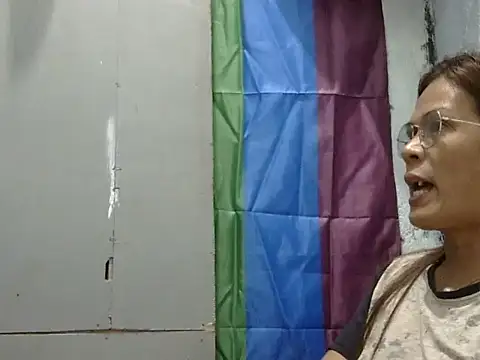 juicycum069 online show from 28, 2, 2026