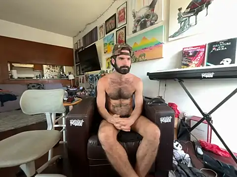 Snapshot of Pupscritch chatting on 12, 9, 2025 Pupscritch online show from 12, 9, 2025