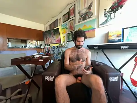 Snapshot of Pupscritch chatting on 16, 10, 2025 Pupscritch online show from 16, 10, 2025