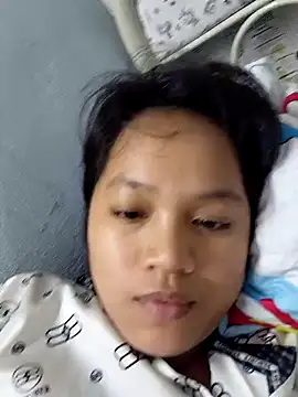 Snapshot of Anny-ly chatting on 4, 12, 2025 Anny-ly online show from 4, 12, 2025