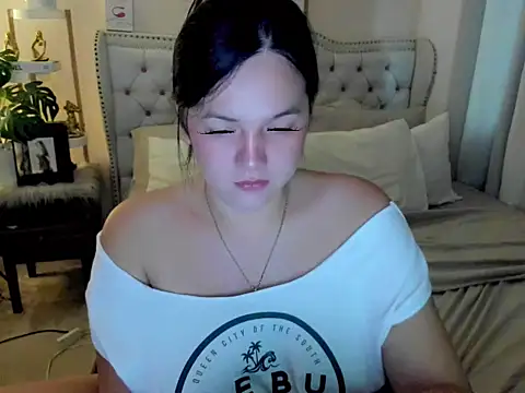 SweetHoney369 online show from 21, 6, 2026