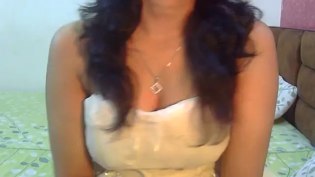 Snapshot of SONIYA_47 chatting on 8, 5, 2026 SONIYA 47 online show from 8, 5, 2026