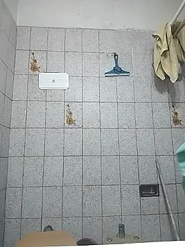 Snapshot of Auroraluna_- chatting on 19, 12, 2025 Auroraluna - online show from 19, 12, 2025