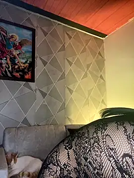 Alisse taylor2 online show from 10, 10, 2025