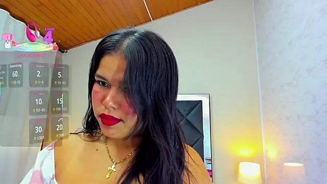 Snapshot of kittyy_babee chatting on 10, 10, 2025 kittyy babee online show from 10, 10, 2025