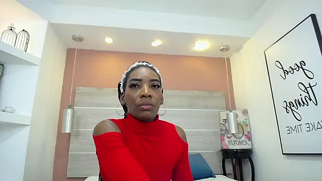 Snapshot of AlexandraCambell chatting on 8, 11, 2025 AlexandraCambell online show from 8, 11, 2025