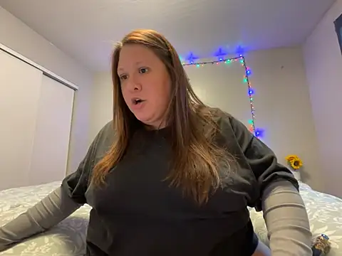 Snapshot of JizzyJazzunleashed chatting on 3, 10, 2025 JizzyJazzunleashed online show from 3, 10, 2025