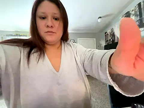 Snapshot of JizzyJazzunleashed chatting on 16, 10, 2025 JizzyJazzunleashed online show from 16, 10, 2025