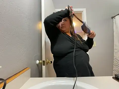 Snapshot of JizzyJazzunleashed chatting on 18, 10, 2025 JizzyJazzunleashed online show from 18, 10, 2025