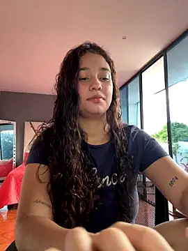 Snapshot of lana_rousse01 chatting on 19, 10, 2025 lana rousse01 online show from 19, 10, 2025