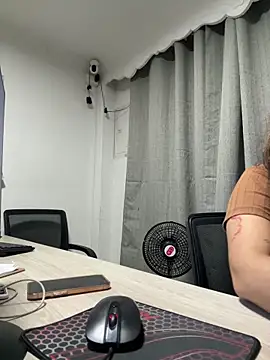 Snapshot of lana_rousse01 chatting on 18, 1, 2026 lana rousse01 online show from 18, 1, 2026