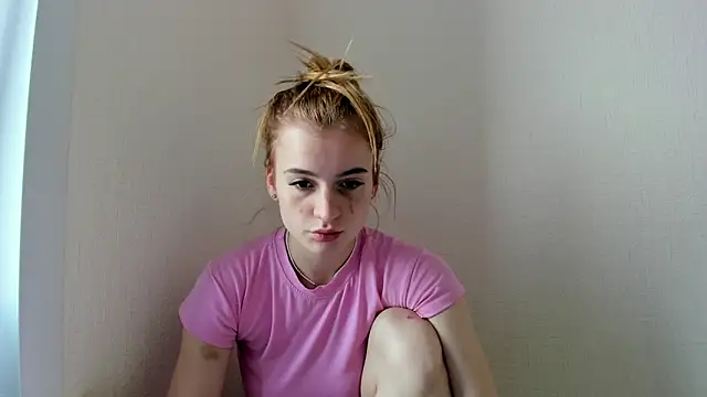 Snapshot of stacey__doll chatting on 10, 9, 2025 stacey doll online show from 10, 9, 2025