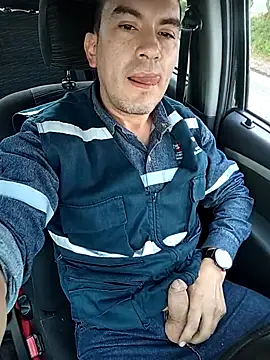 Snapshot of Blackaxes chatting on 13, 11, 2025 Blackaxes online show from 13, 11, 2025