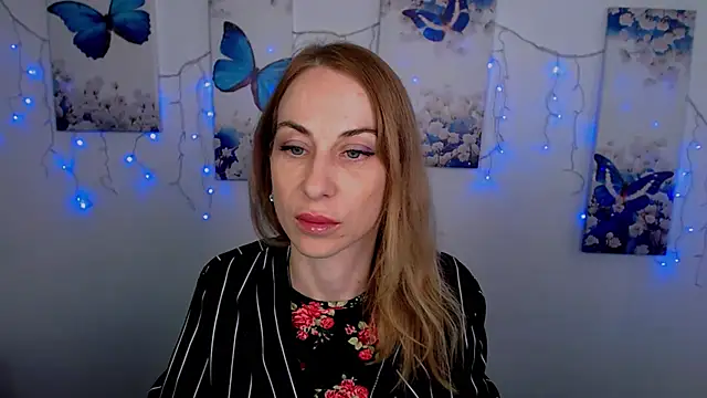 Snapshot of Create_your_own_sun chatting on 12, 9, 2025 Create your own sun online show from 12, 9, 2025