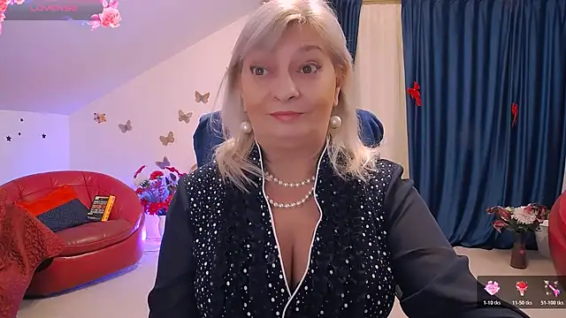 HypnotikCate online show from 4, 2, 2026