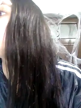 Snapshot of SofieLove_01 chatting on 2, 11, 2025 SofieLove 01 online show from 2, 11, 2025