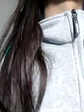 Snapshot of SofieLove_01 chatting on 14, 12, 2025 SofieLove 01 online show from 14, 12, 2025