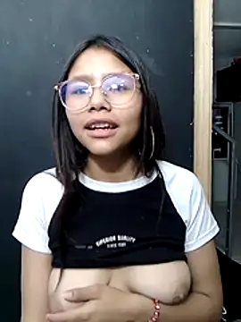 SofieLove 01 online show from 21, 12, 2025