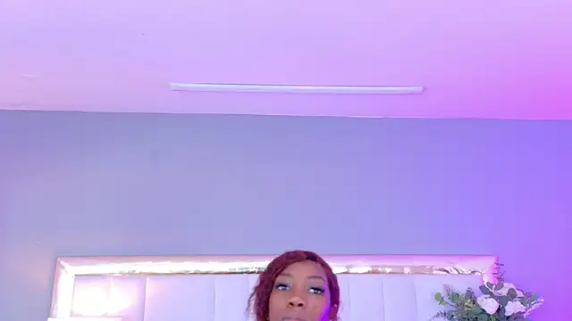 Snapshot of MadeleineHocker chatting on 29, 11, 2025 MadeleineHocker online show from 29, 11, 2025