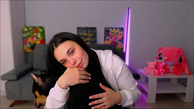 queenofthesense  online show from 1, 11, 2025