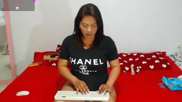 hiilarybrown online show from 17, 9, 2025