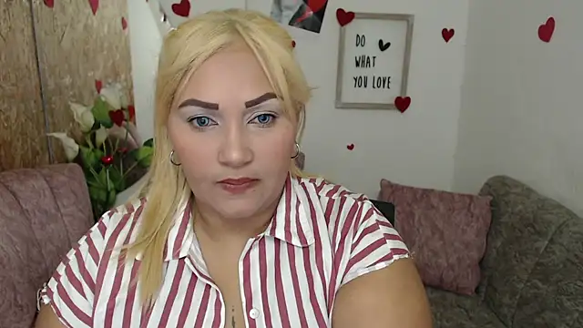 laleska montenegro online show from 17, 10, 2025