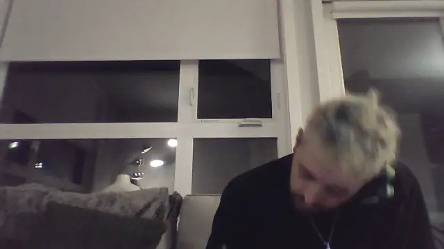 Snapshot of BlinkBoyRave chatting on 26, 9, 2025 BlinkBoyRave online show from 26, 9, 2025