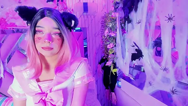 Snapshot of Akane_Hikari_ chatting on 6, 11, 2025 Akane Hikari online show from 6, 11, 2025