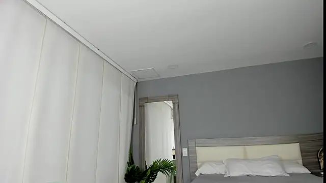 Snapshot of Alaiaguerra chatting on 3, 10, 2025 Alaiaguerra online show from 3, 10, 2025