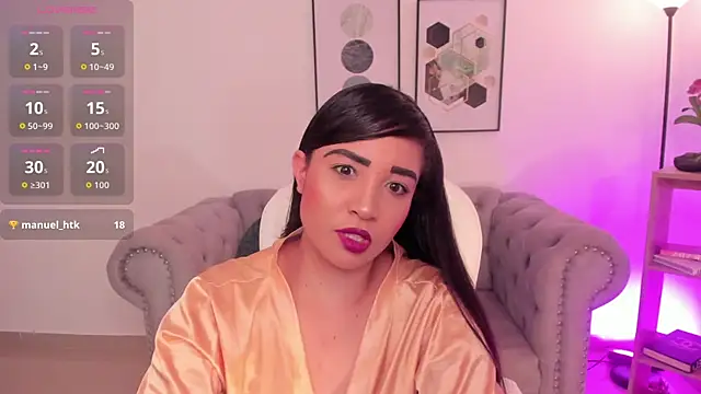 Snapshot of Sharon_breezee chatting on 10, 9, 2025 Sharon breezee online show from 10, 9, 2025