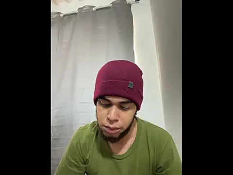 Snapshot of enzo_vittale03_ chatting on 23, 2, 2026 enzo vittale03 online show from 23, 2, 2026