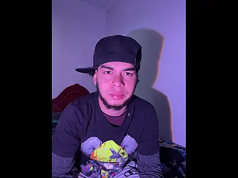 Snapshot of enzo_vittale03_ chatting on 24, 2, 2026 enzo vittale03 online show from 24, 2, 2026