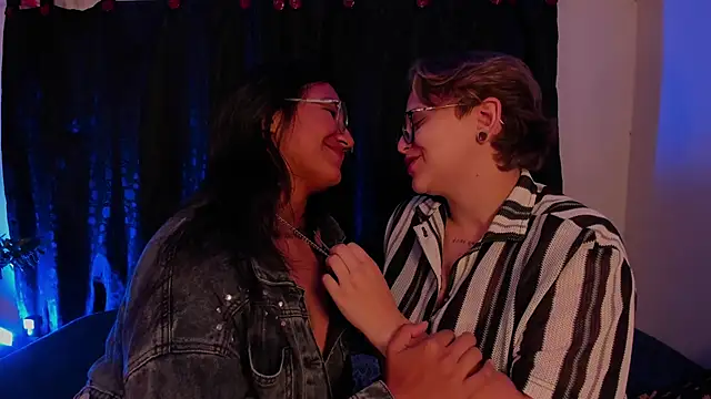 Snapshot of CrazyCakes_ chatting on 9, 10, 2025 CrazyCakes  online show from 9, 10, 2025