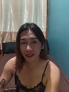 Snapshot of pretty_TRANSjona chatting on 24, 10, 2025 pretty TRANSjona online show from 24, 10, 2025