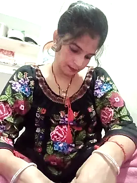 Snapshot of Chhaya_hot chatting on 1, 11, 2025 Chhaya hot online show from 1, 11, 2025