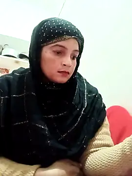 Snapshot of Chhaya_hot chatting on 18, 11, 2025 Chhaya hot online show from 18, 11, 2025