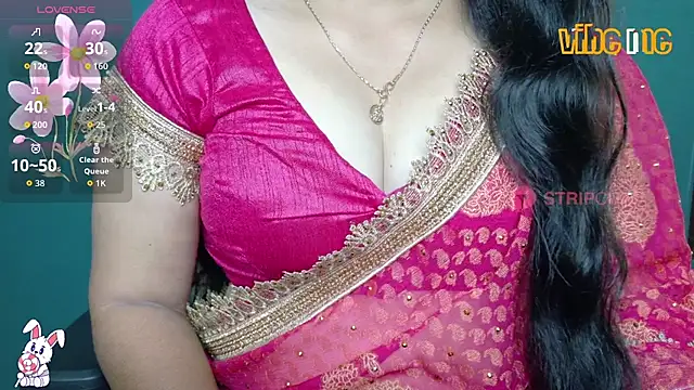 Snapshot of megHana_teLugGu chatting on 24, 9, 2025 megHana teLugGu online show from 24, 9, 2025