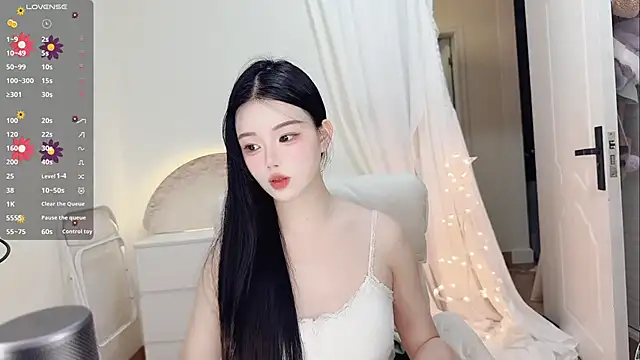 Snapshot of MM-feifei chatting on 24, 9, 2025 MM-feifei online show from 24, 9, 2025