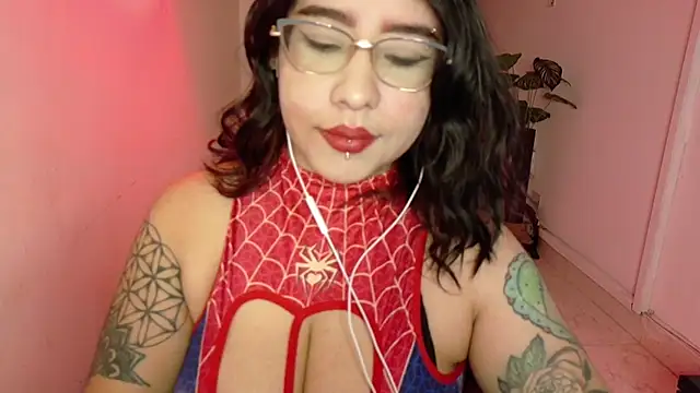 Hell Girll  online show from 31, 10, 2025