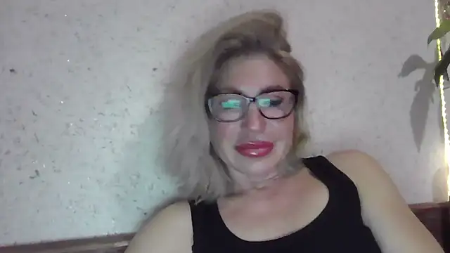 fox red lady7 online show from 13, 4, 2026