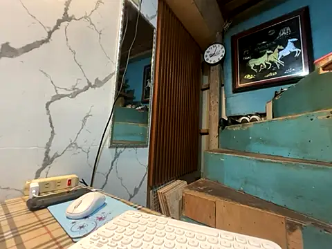 Snapshot of asya_chris chatting on 4, 11, 2025 asya chris online show from 4, 11, 2025